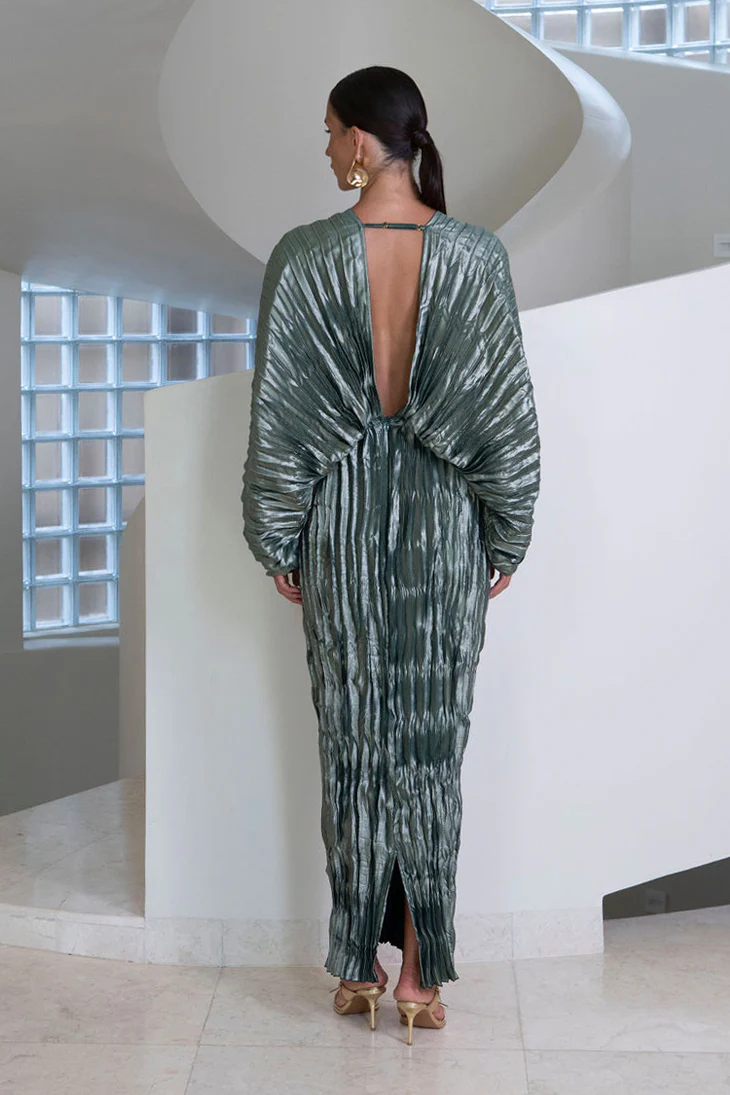 De Luxe Gown - Oil Shine - Image 4
