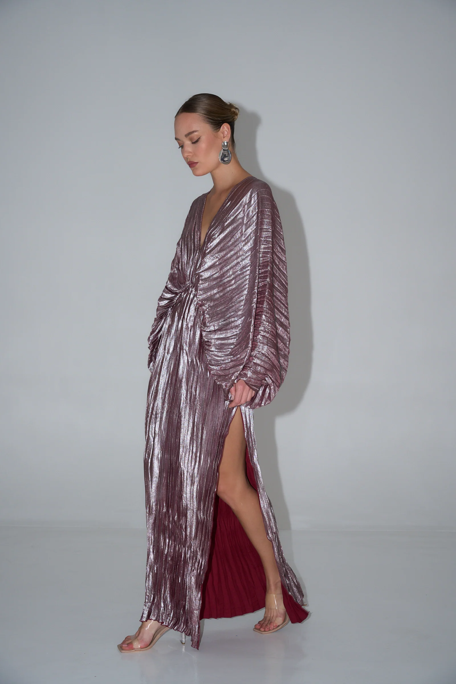 De Luxe Gown - Wine Shimmer