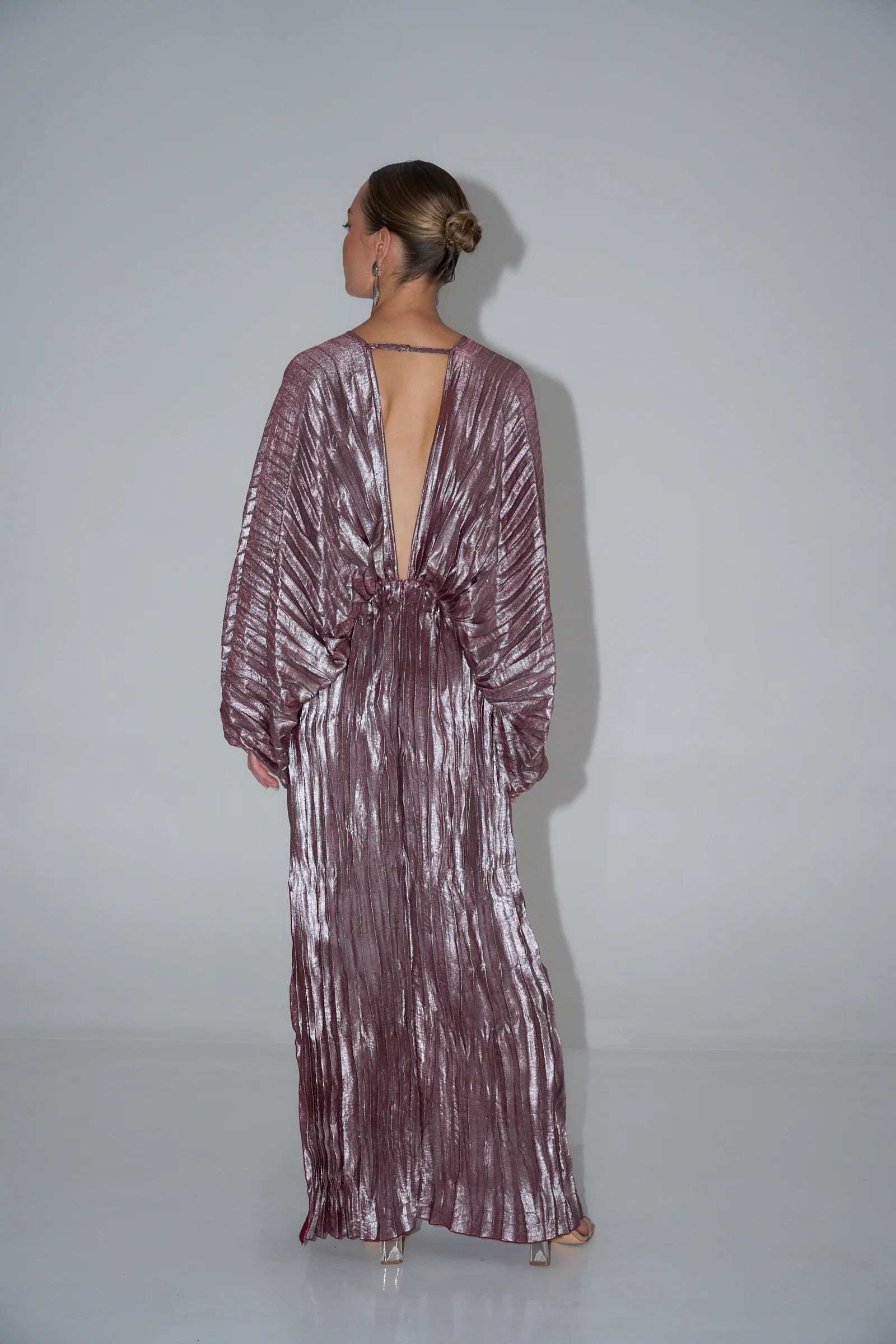 De Luxe Gown - Wine Shimmer - Image 3