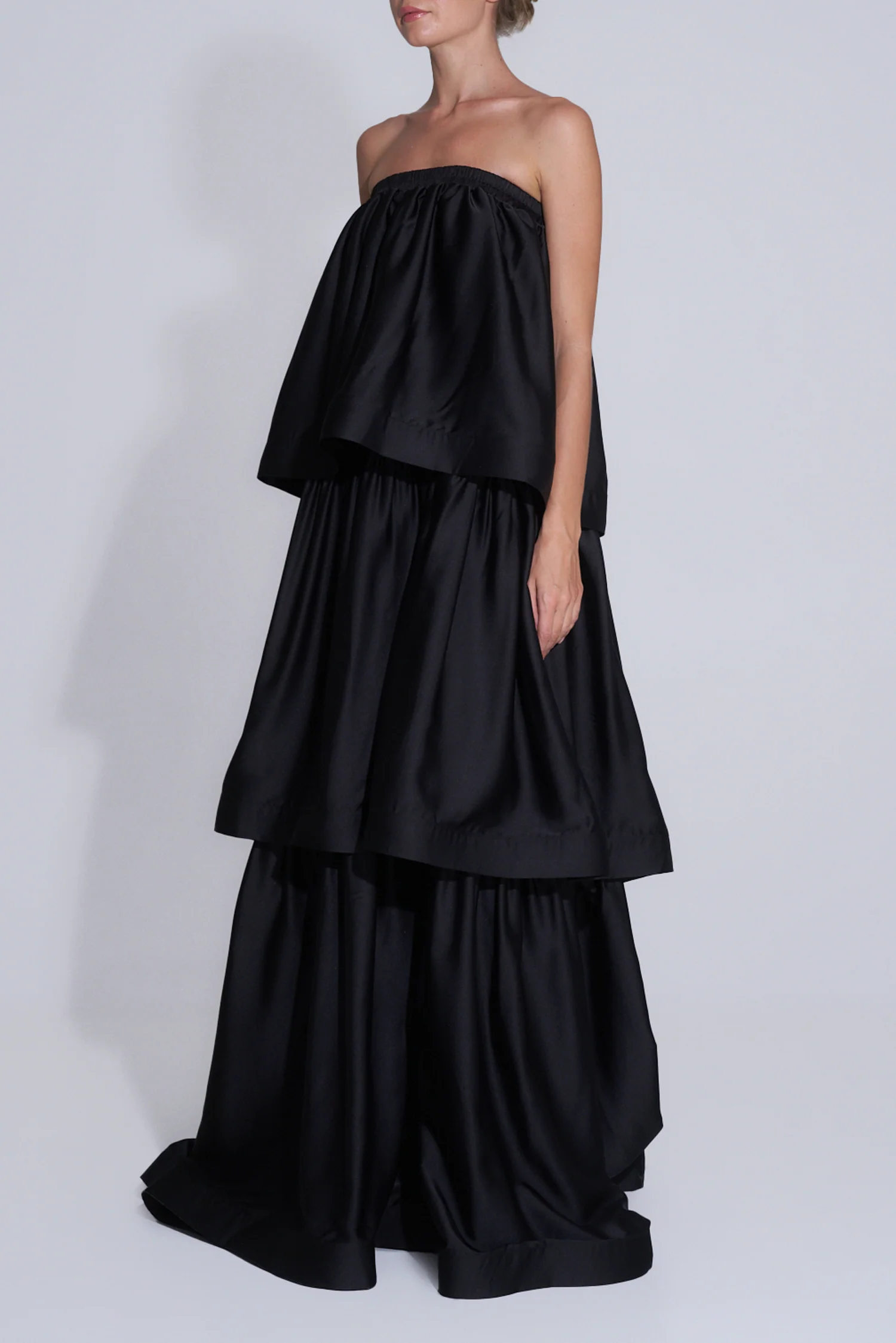Valentina Gown - Noir - Image 2